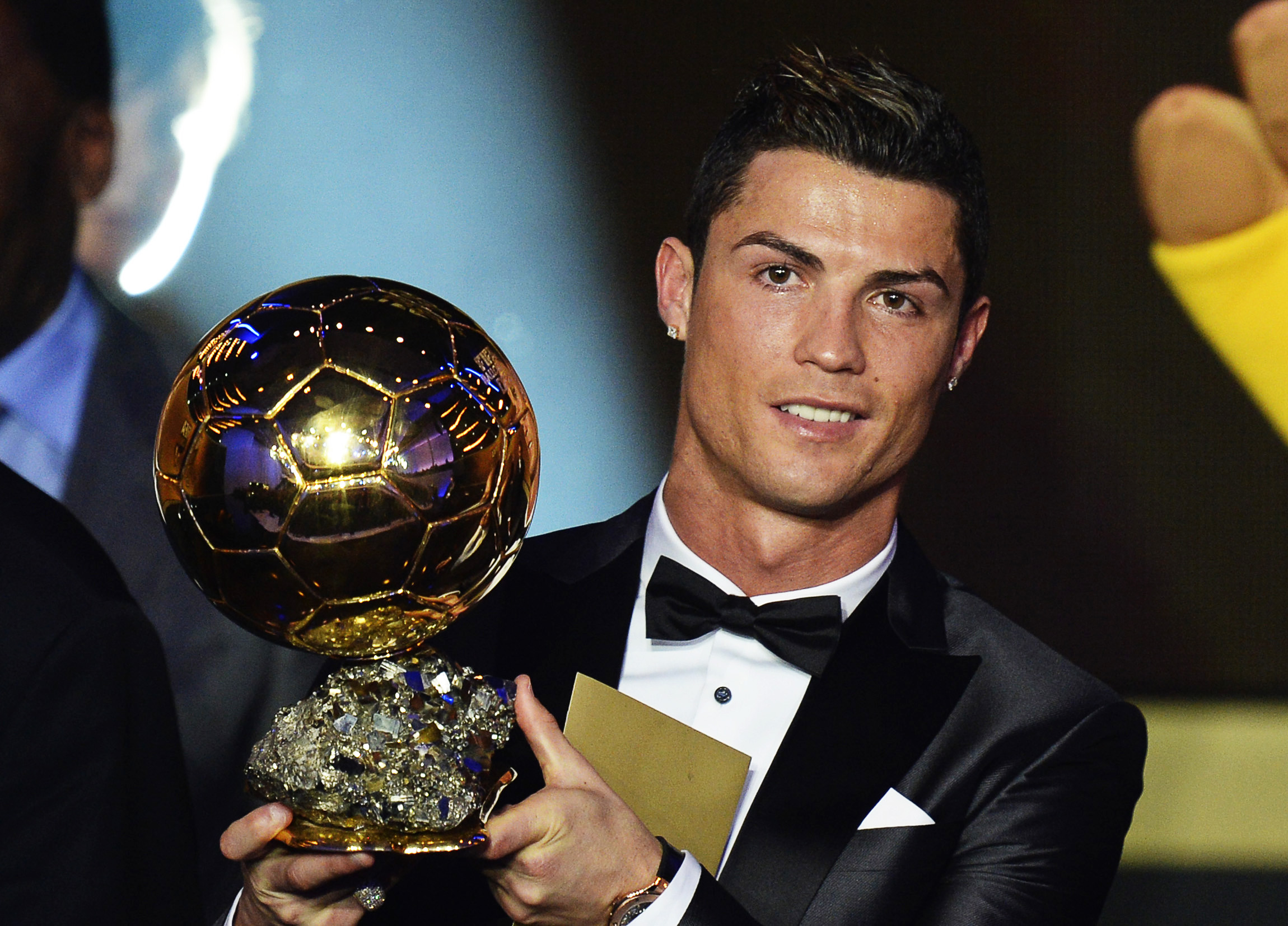 Ronaldo pips Messi to Ballon dOr award - Football - Al Jazeera.