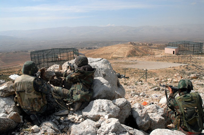 Syrian army seizes towns near Lebanon border