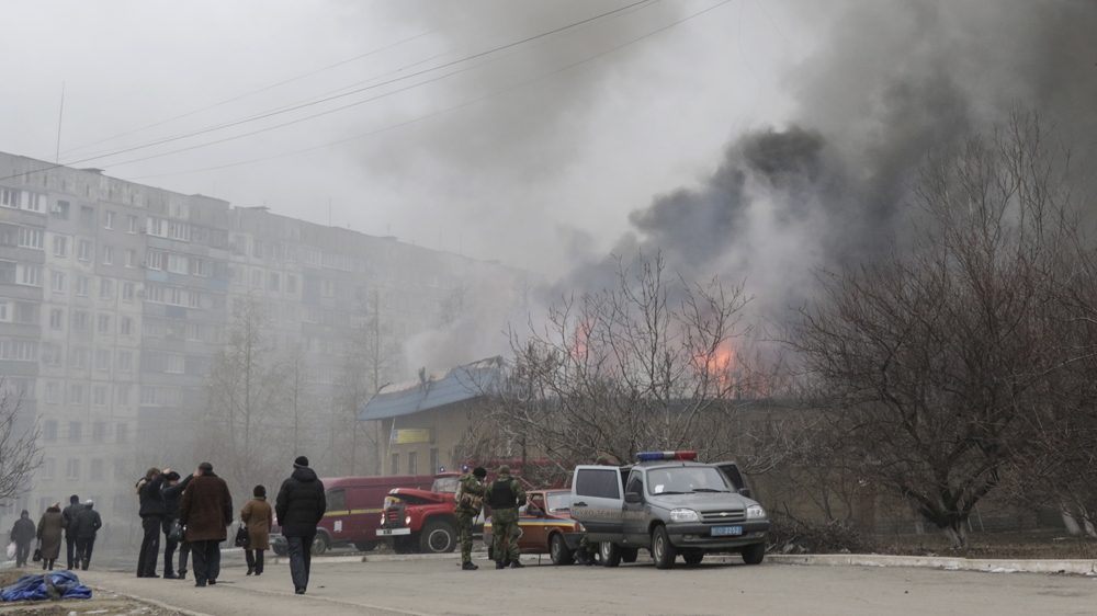Conflict and cold take heavy toll on Mariupol