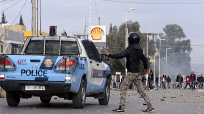 Tunisia declares curfew after days of violent protests