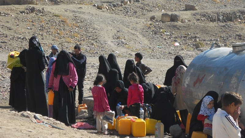 Due to shortages of oil used to power water pumps, many Yemenis can no longer access clean water at home [Hadeel Al-Jawzi/Al Jazeera]