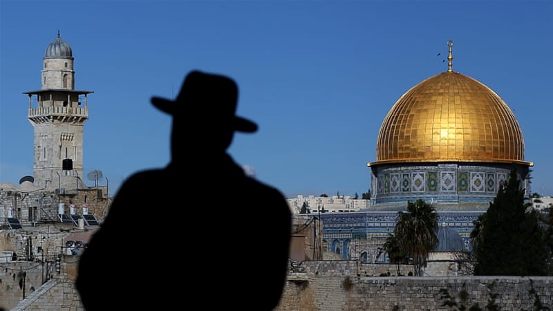 El sello de aprobación de Trump para la toma de posesión de Jerusalén por parte de Israel probablemente intensifique el simbolismo religioso de la ciudad para los judíos, y la importancia de la soberanía israelí sobre el complejo de la mezquita al-Aqsa [Ronny Hartmann / Photothek via Getty Images]