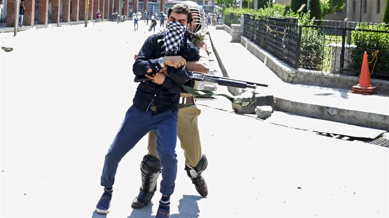 Violence in disputed Kashmir has risen to new levels over the past few weeks [Tauseef Mustafa/AFP]