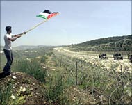 Palestinians fear the barrier willset the borders for a future state