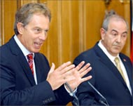 Tony Blair (L) and Iyad Allawi areaccused of not doing enough 