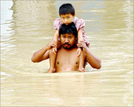 Floods in north-eastern Indiahave left 100,000 displaced 