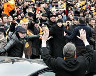 Yushchenko called on supporters to continue their protests 