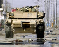 A US tank was slightly damagedin an attack in Tikrit 