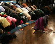 Most Muslims believe women arenot allowed to lead mixed prayer