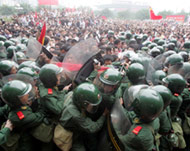 About 20,000 anti-Japanese protesters marched in south China 
