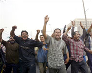 Iraqis demonstrated to demand the resignation of Alaa al-Tamimi 