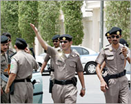 Saudi security officials say theyhave thwarted an attack