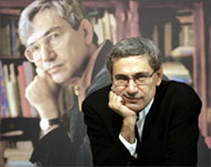Pamuk is to receive a Germanbook association's peace prize 