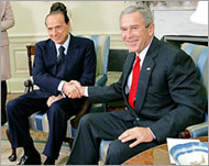 Berlusconi (L) and Bush met inWashington on Monday