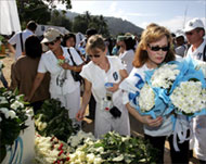Mourners from all over the worldgathered at tsunami-hit sites 