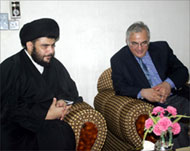 Qazi (R) met a number of Shia leaders to resolve the crisis