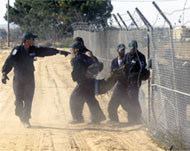 Israeli soldiers in a security drill at the border (File photo)
