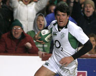 Shane Horgan crosses for the Irish