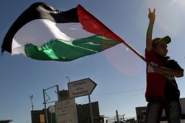 palestinian boy with flag