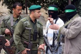 Palestinian security forces and Hamas supporters