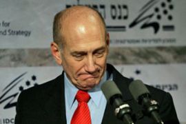 Olmert speech calls for Katsav resignation