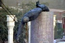 Statue of Saddam Hussein, Firdos Square, Baghdad