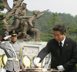 south korea memorial day, korean war altar