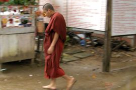 myanmar monk