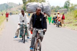Congo civilians flee fighting