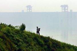 china three gorges dam landslides feature
