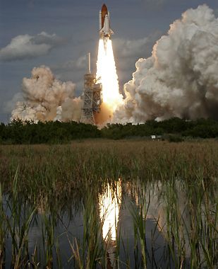 shuttle atlantis launch