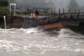 chile flood flooding river burst banks