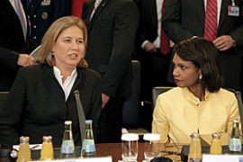 Berlin Middle East conference, U.S. Secretary of State Condoleezza Rice (R) chats with Israeli Foreign Minister Zipi Liwni