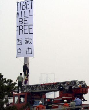 china pro-tibet protests olympics