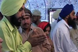Pakistan sikhs fleeing religious persecution