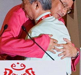 malaysia umno president abdullah ahmad badawi and deputy najib abdul razak - 270xfree