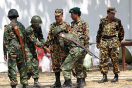 Bangladesh soldiers search mutiny HQ