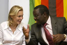 Zimbabwe prime minister Tsvangarai and Swedish Development Minister Gunilla Carlsson