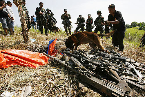 philippine maguindanao massacre ampatuan clan - 500x333