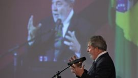 Lula speaking at 33th Economic Commission for Latin America