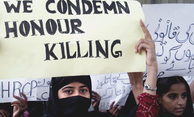 Pakistani Human Rights women activists protest against honour killings