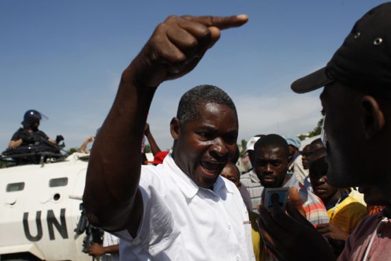 Haitians arguing outside voting center