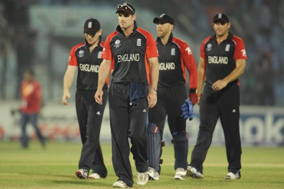 England leave pitch in Bangladesh
