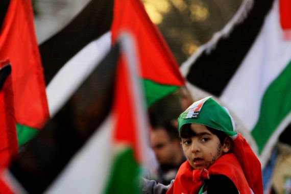 Palestinian rally for unity
