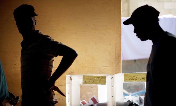 Riz Khan - Haitians Vote In Presidential Run-Off Election 2