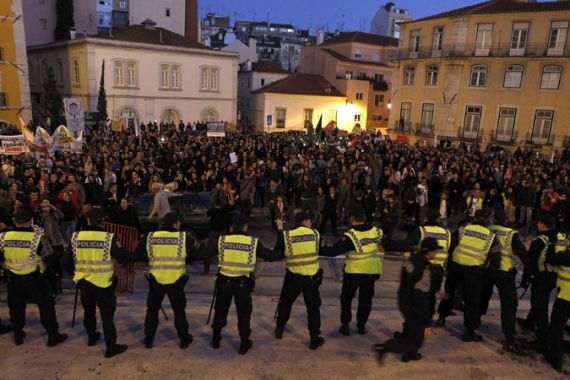 Portuguese Portugal Demonstrators police