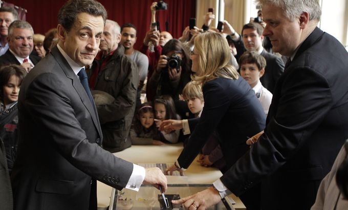 Nicolas Sarkozy votes