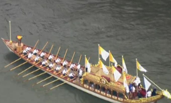 Olympics boat before ceremony