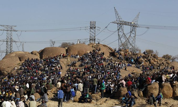 protests South African mines