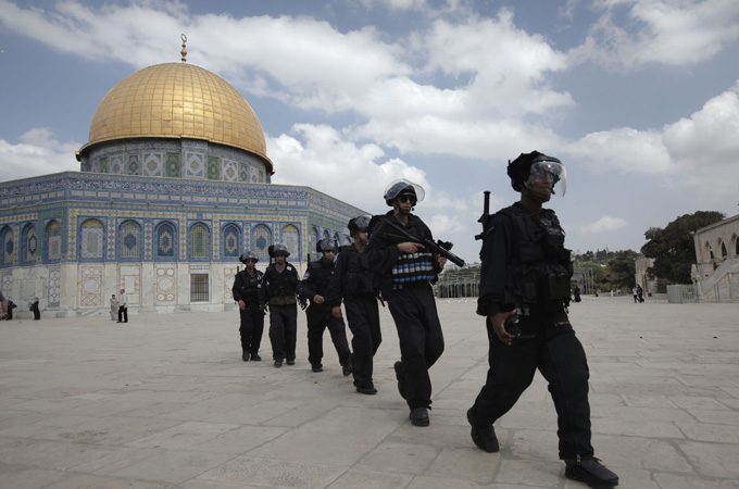 Jordan condemns raid on mosque in Jerusalem